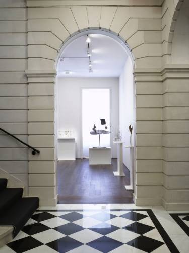 Acquavella Galleries - New York - Interior photo of gallery space - Selldorf Architects
