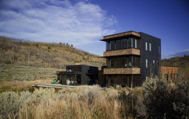 Walden House - Edwards, CO - Exterior photo of building - Selldorf Architects
