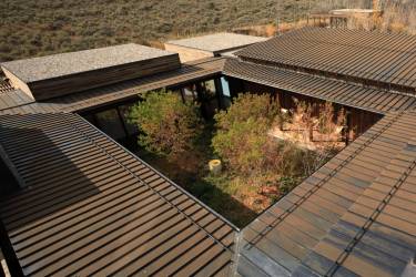 Walden House - Edwards, CO - Exterior photo of central courtyard - Selldorf Architects