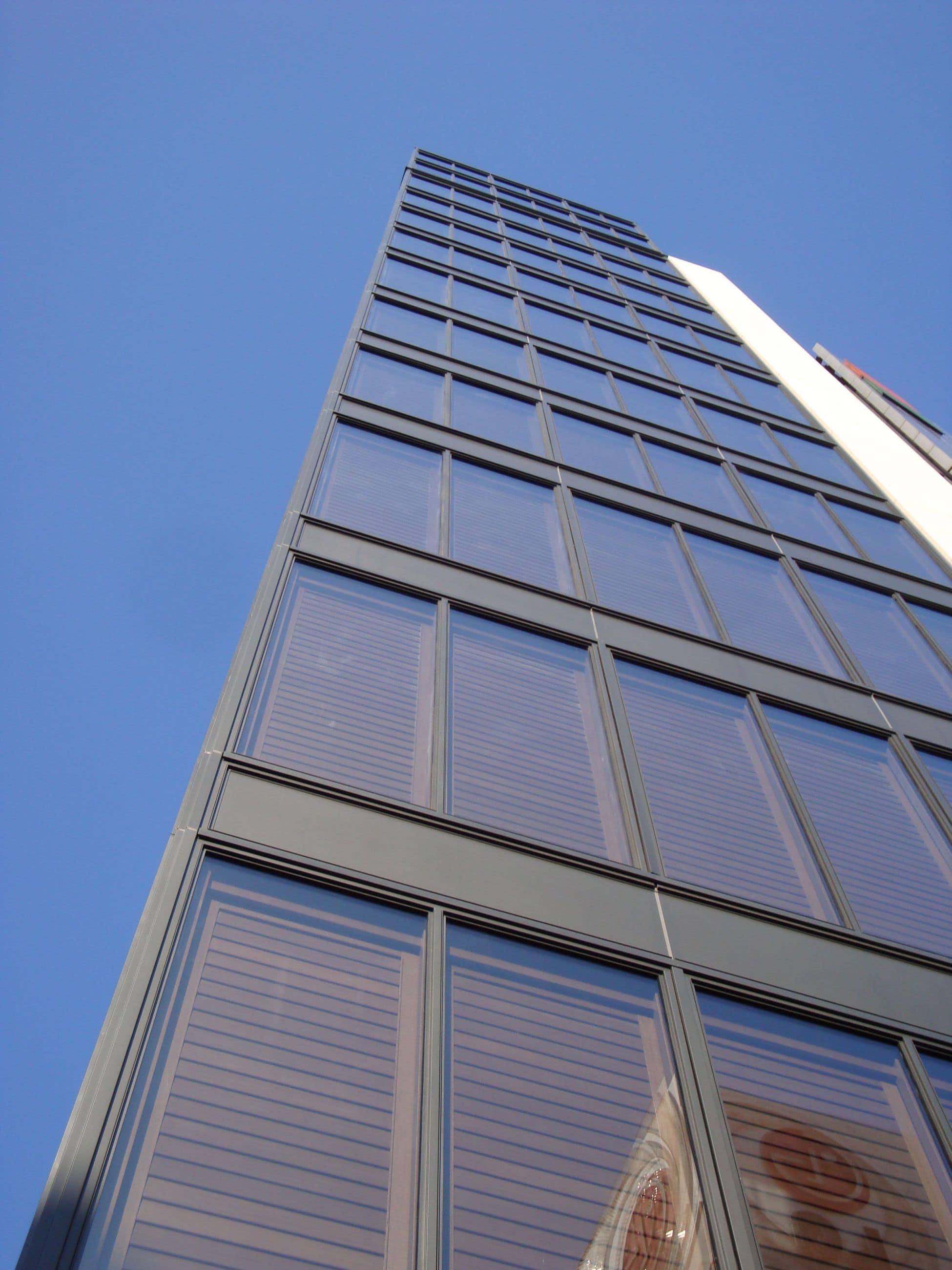 Abercrombie & Fitch Ginza - Tokyo - Exterior Facade - Selldorf Architects