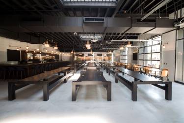 Berg'n - Brooklyn - Interior photo of main seating area - Selldorf Architects