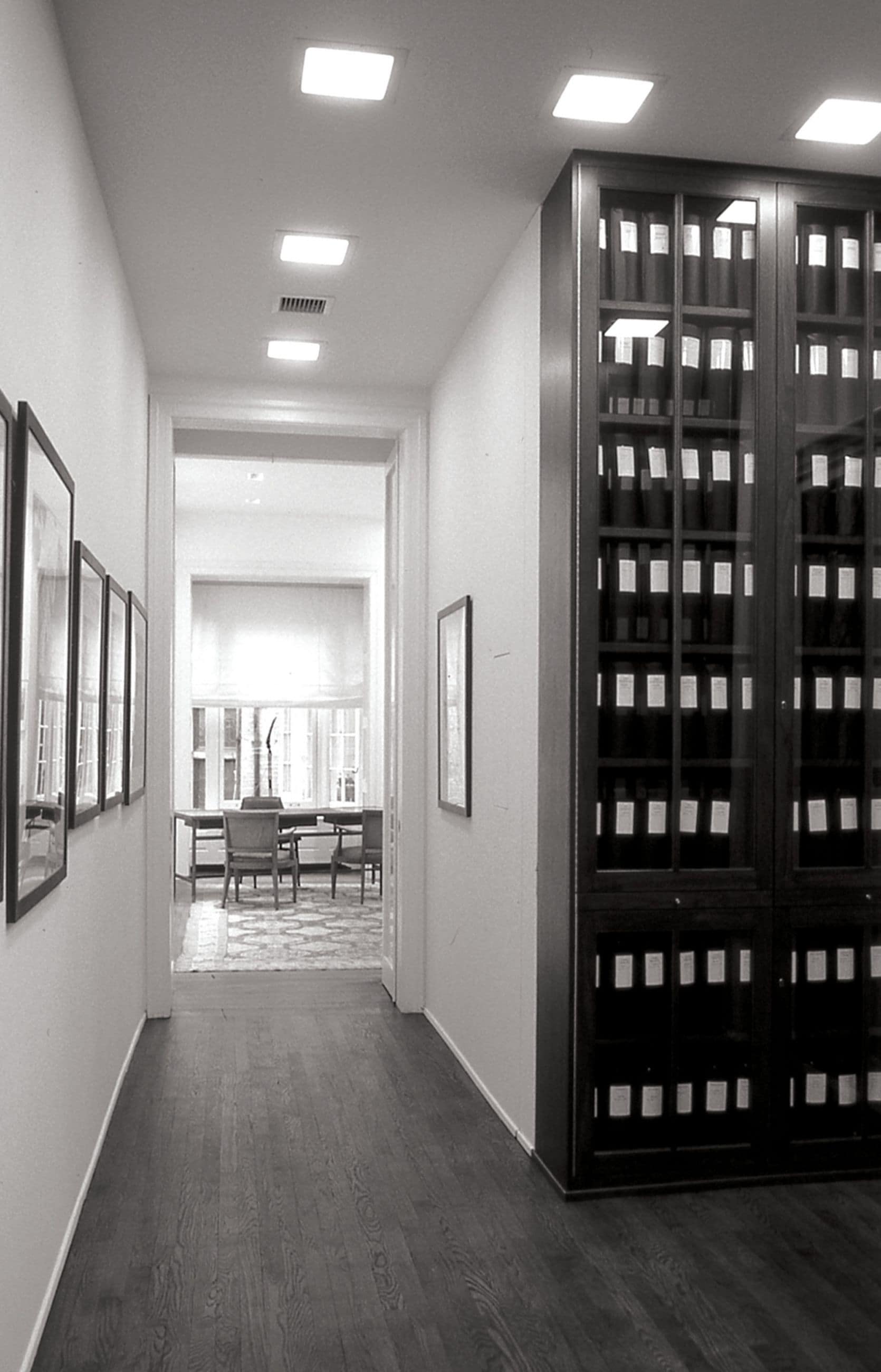 Michael Werner Gallery 77th Street - New York - Interior photo of gallery space - Selldorf Architects