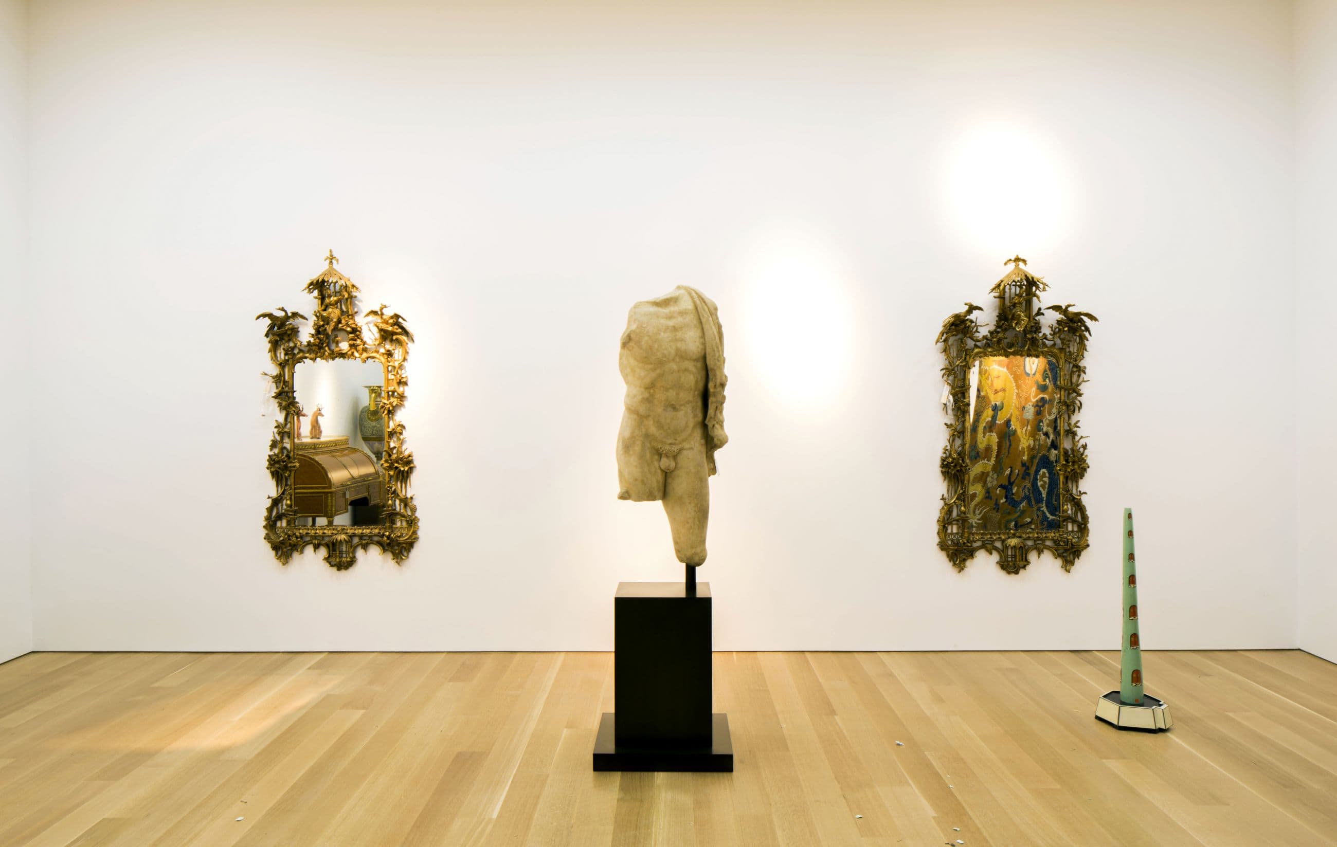Christies - New York - Interior photo of gallery with paintings and sculpture - Selldorf Architects