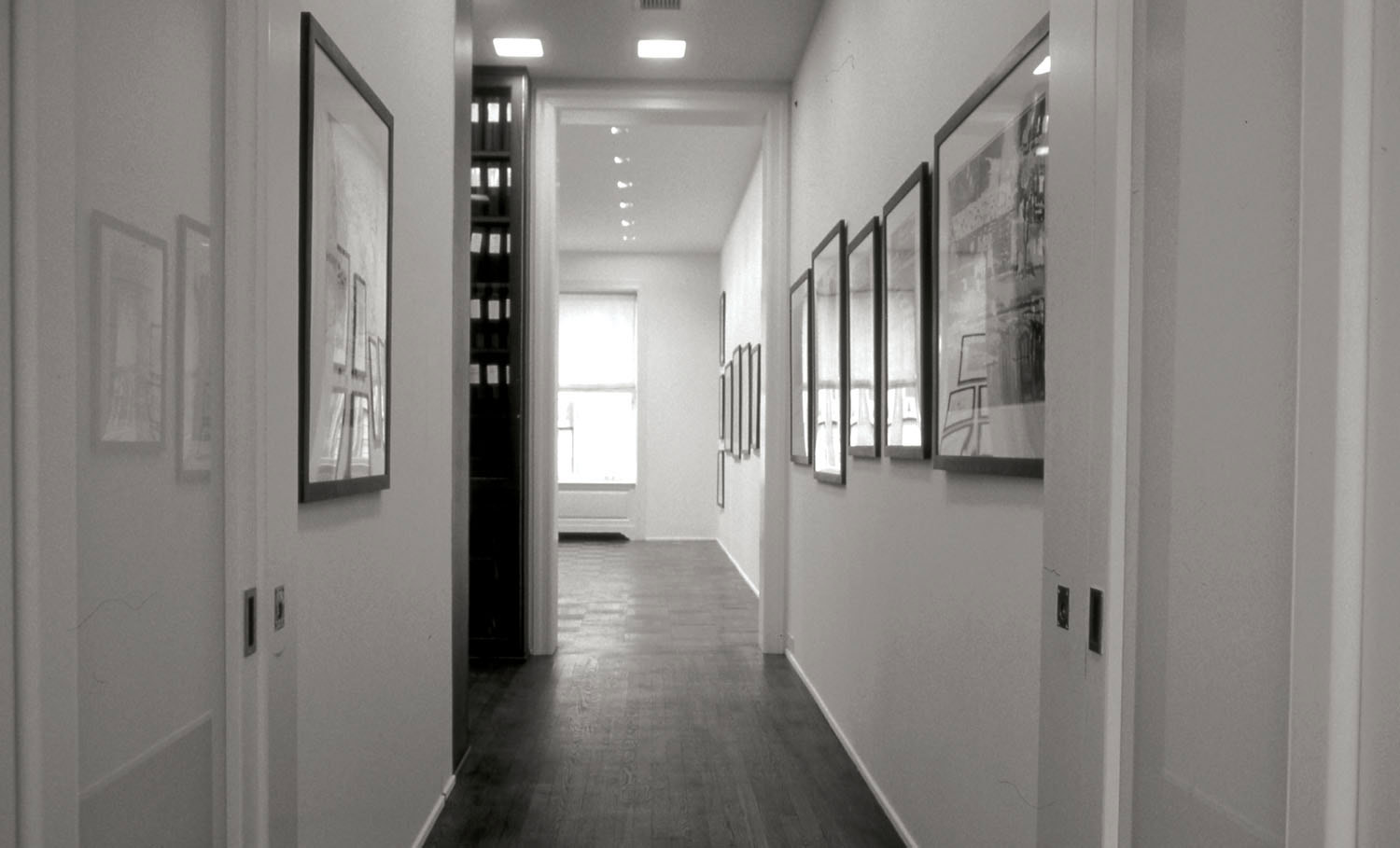 Michael Werner Gallery 77th Street - New York - Interior photo of gallery space - Selldorf Architects