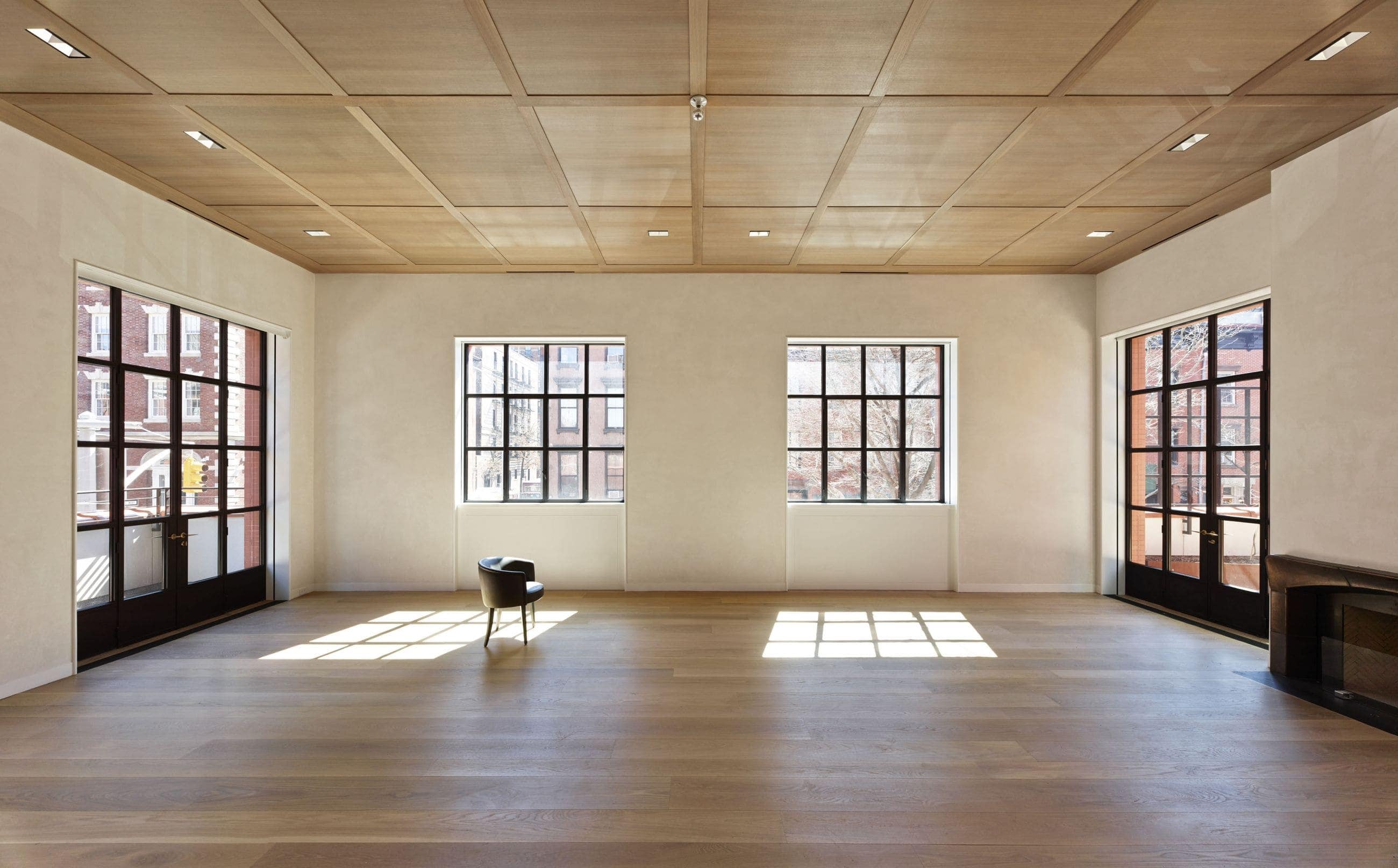 Red Herring - New York - Interior photo of room - Selldorf Architects