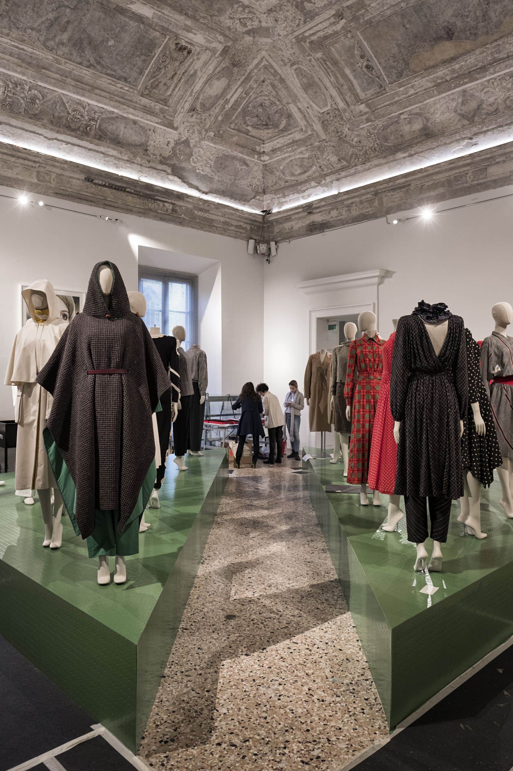 Italiana: Italy Through The Lens Of Fashion 1971 - 2001 - Exhibition Design - Palazzo Reale - Selldorf Architects