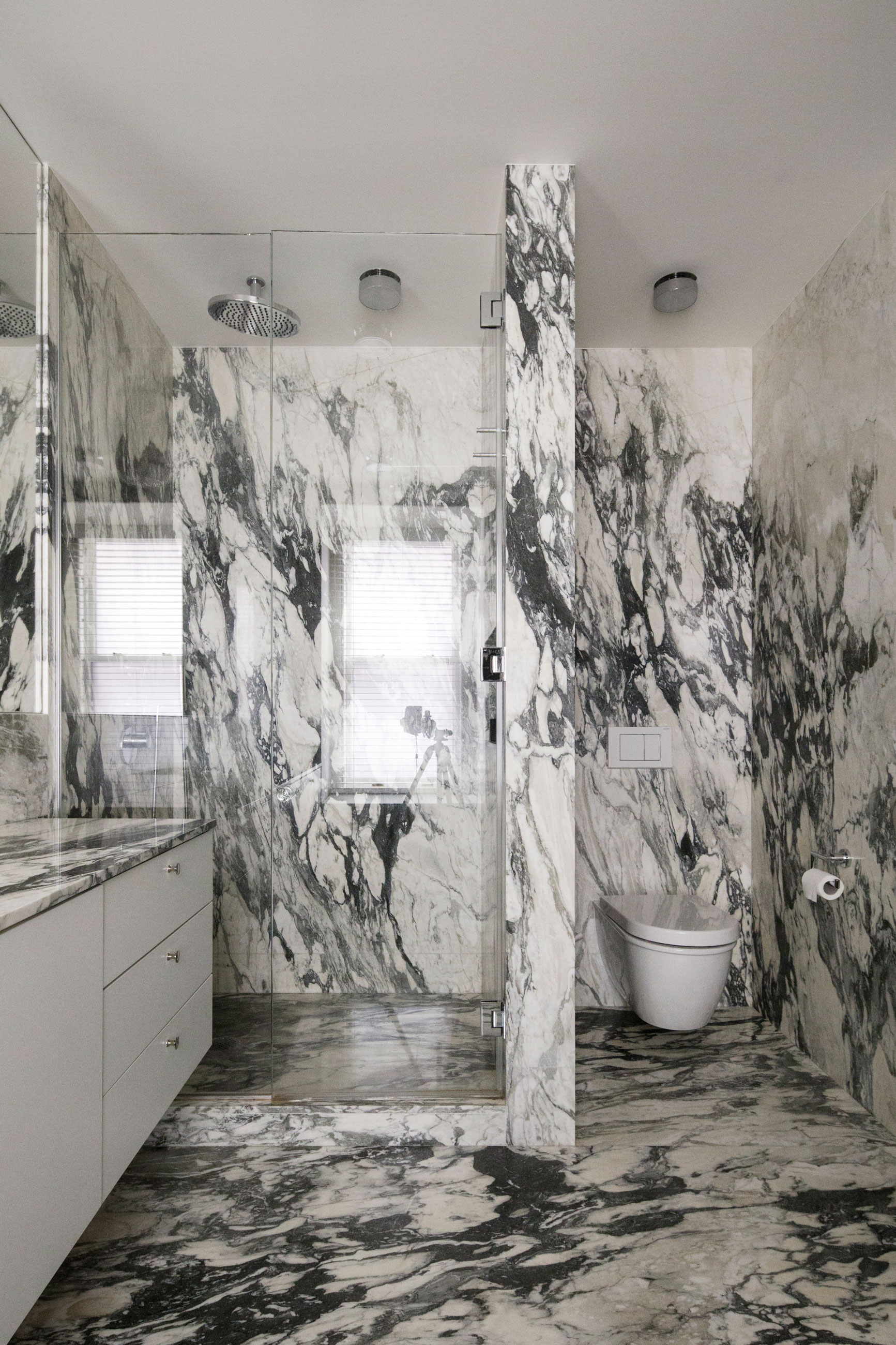 Maupin Tonchi - Bathroom - Selldorf Architects - New York