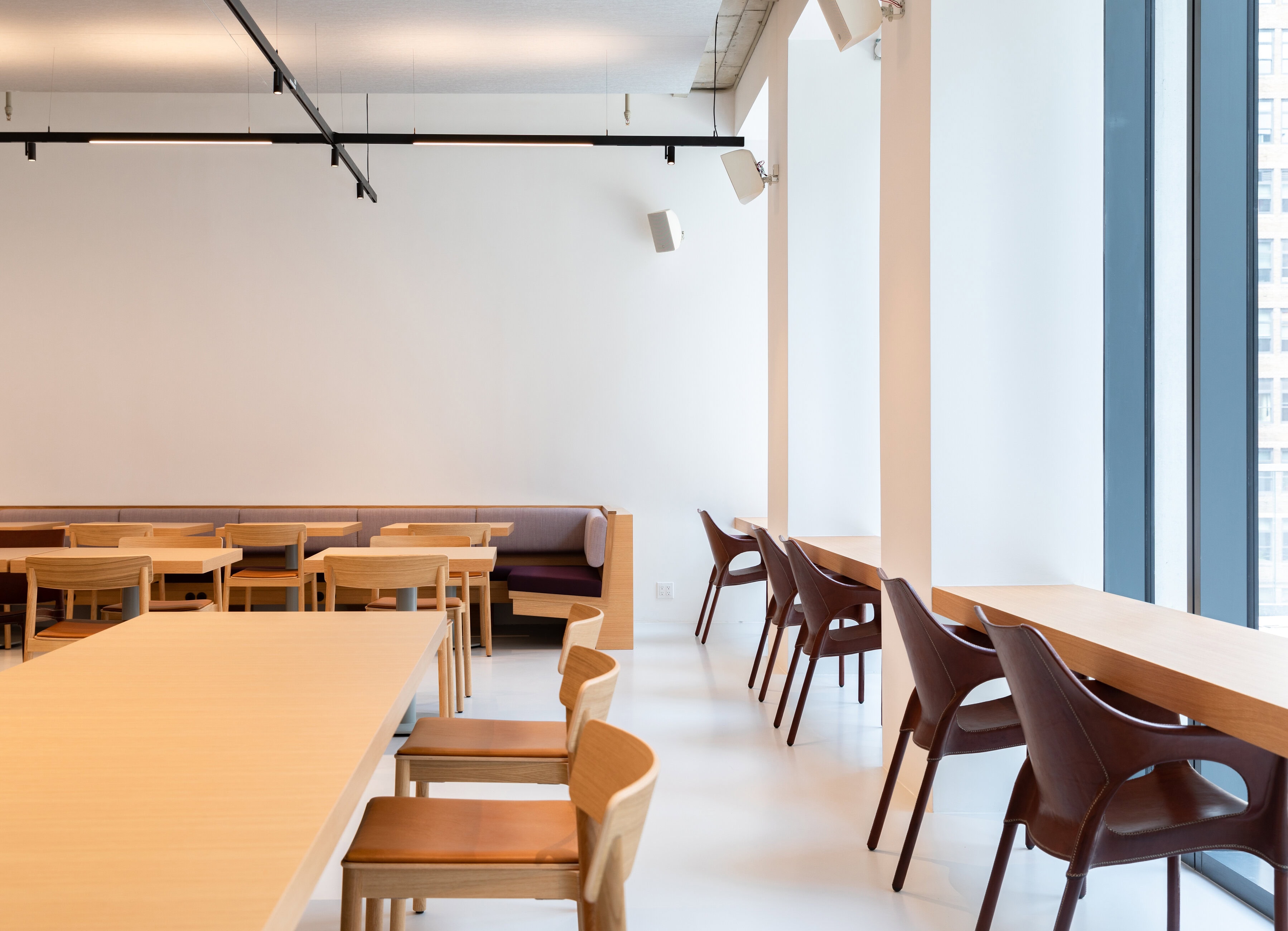 entertainment company headquarters nicholas venezia interior 01