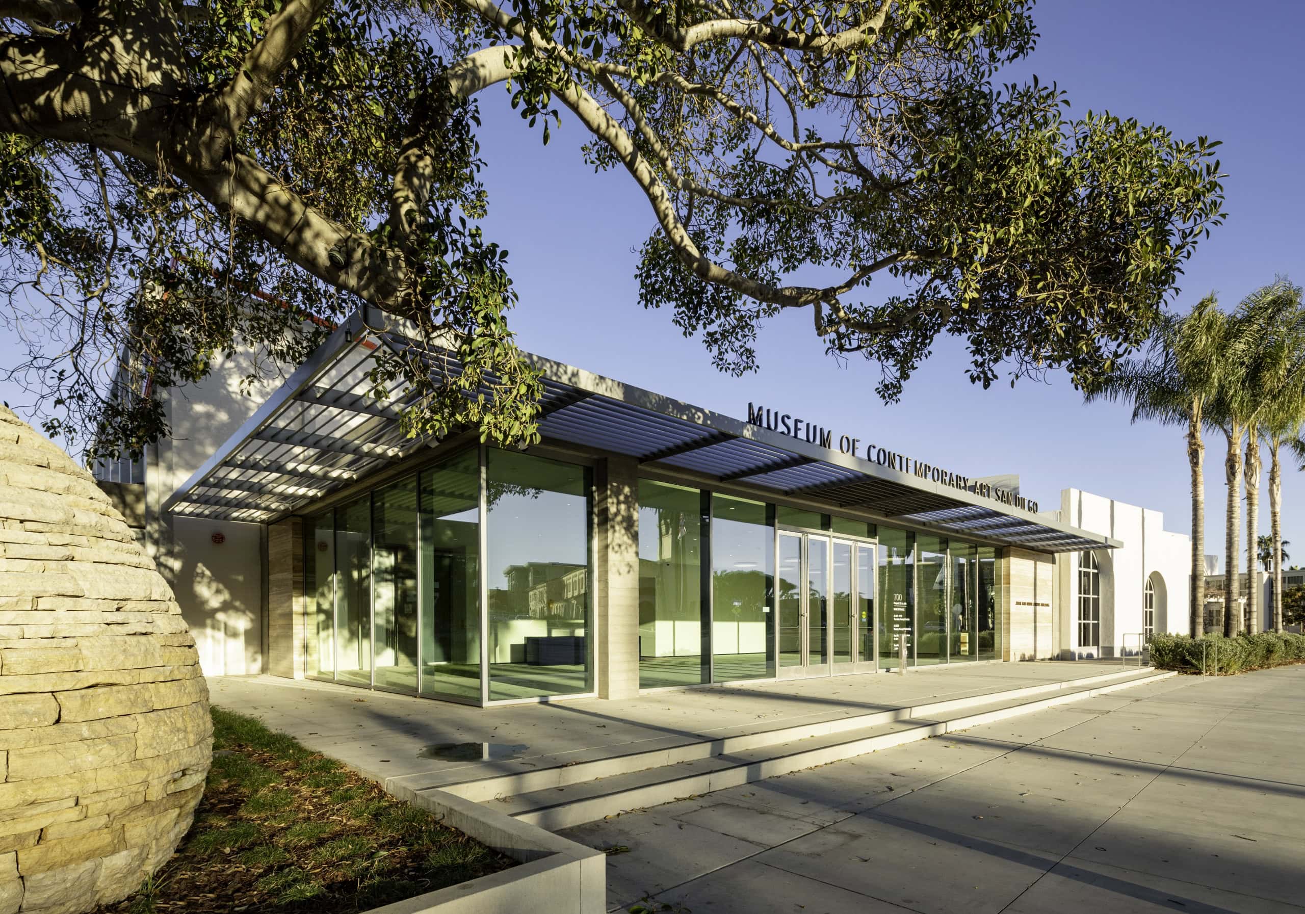 Museum of Contemporary Art - San Diego - Exterior front view - Selldorf Architects